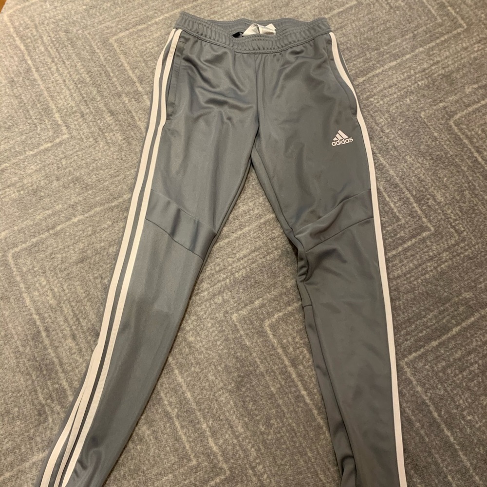 gray adidas sweatpants